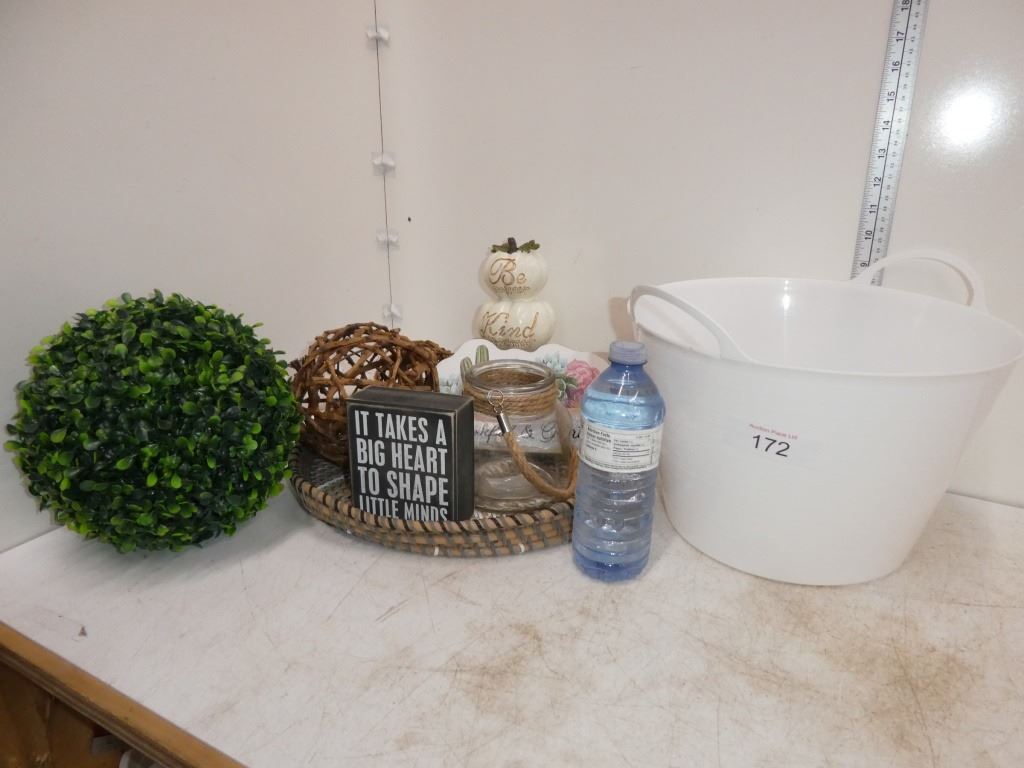 home decor & bucket