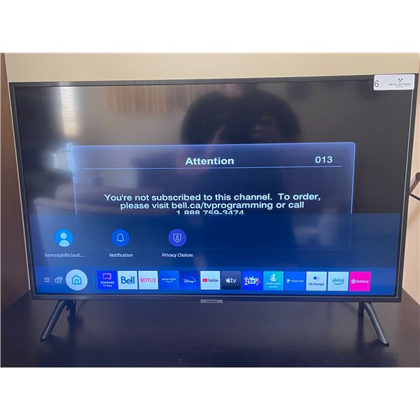 Samsung 33" QN32Q60AAF Monitor Tested Beck Auctions Inc.