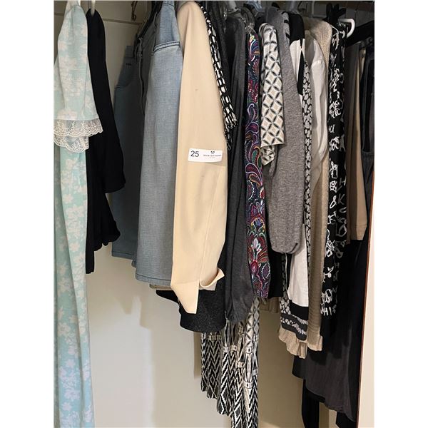 Size Medium Good Quality Clothing 30 Pieces