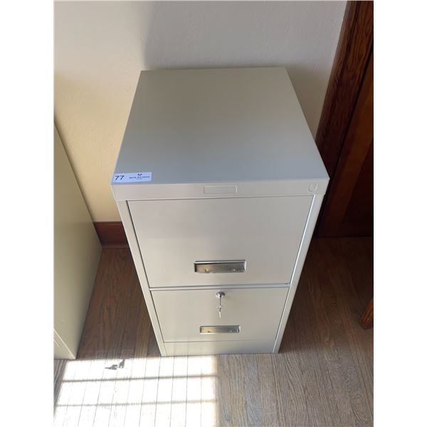 Filing Cabinet With Key 29.5h x 15 x18D
