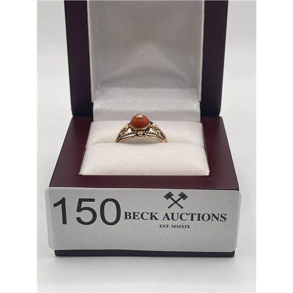 14K Coral Ring 3g Size 7.5