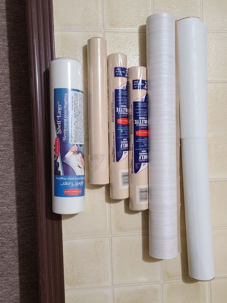 Rolls of Rubbermaid Shelf Liner Beck Auctions Inc.