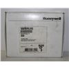 Image 1 : BOX OF 8 CLEAR LENS SAFETY GLASSES