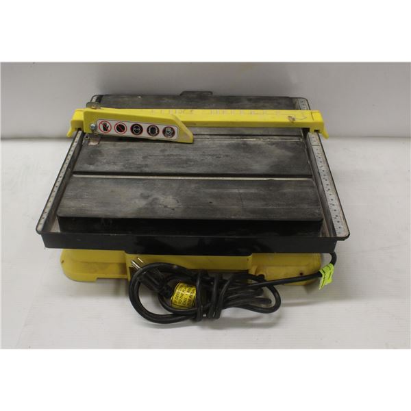 4  PORTABLE CERAMIC TILE WET SAW