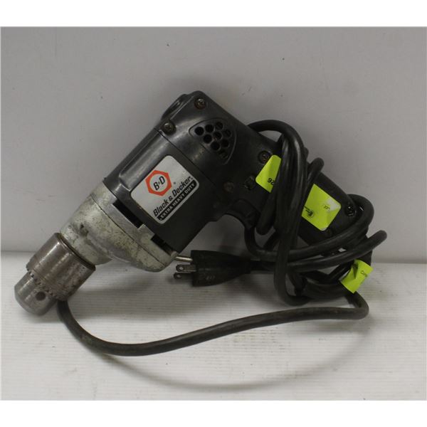 BLACK & DECKER 1/4  DRILL