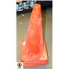 Image 1 : 3 NORTH TRAFFIC CONES