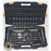 Image 2 : MASTERCRAFT 233PC SOCKET AND TOOL SET