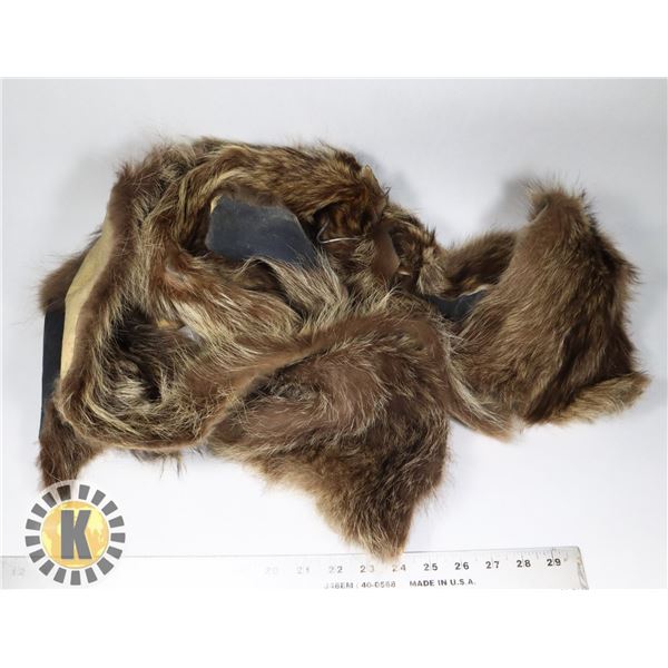 ESTATE BOX OF ANIMAL FUR