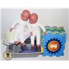 Image 1 : BUNDLE OF KIDS ITEMS INCLUDING FOAM FLOOR