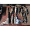 Image 1 : 8-Air Tools - 8 X $