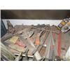Image 2 : Contents of Undershelf