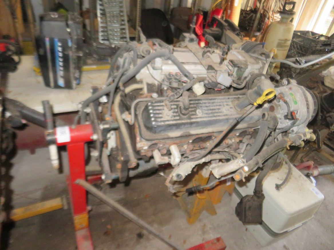 Red Engine Stand w/Engine