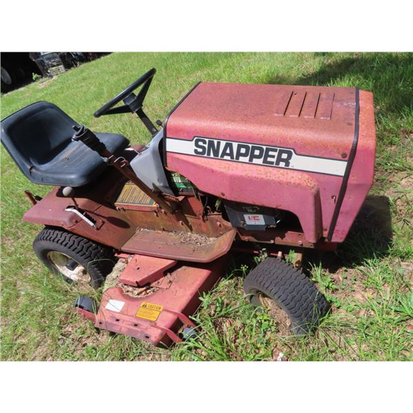 Snapper 16 HP Lawn Tractor