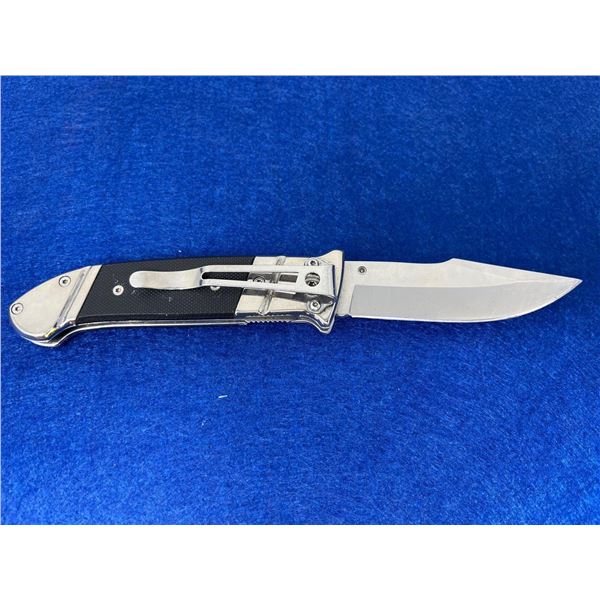 SOG Black and Grey?Lock Blade folding pocket knife with clip