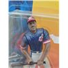 Image 2 : Vintage New Starting Lineup 1994 Albert Belle Trading Card & Figurine