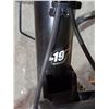 Image 3 : IRON HORSE YAKUZA ANIKI FREERIDE FULL SUSPENSION 19" BICYCLE OUT OF BOX - SOLD AS IS