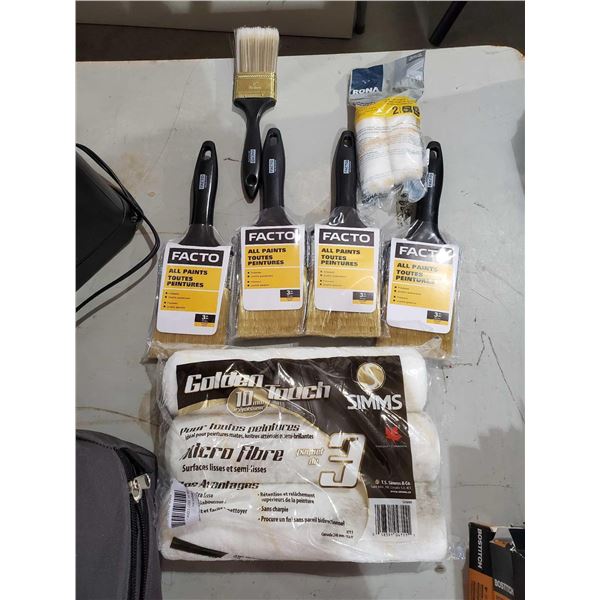Lot of assorted Painting Brushes & Rollers