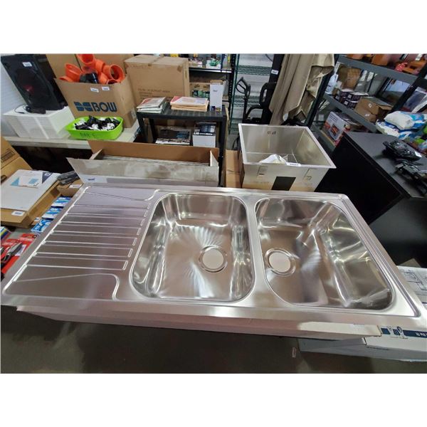 NEW - Stainless Steel Dual Sink with Built In Scrub Board - 46L x 19.5W x 6 x 75D