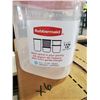Image 2 : NEW Rubbermaid Stackable  Food Storage Containers - Lot of 6- 2.5L Containers wth lids