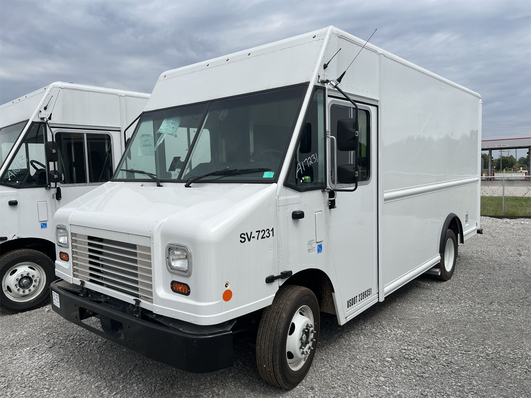 2021 FORD E450 UTILIMASTER Step Van J M Wood Auction Company Inc 2021-ford-e450-utilimaster-step-van-j-m-wood-auction-company-inc