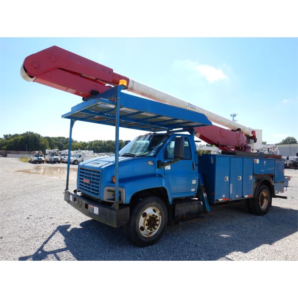 2007 GMC C7500 Bucket Truck