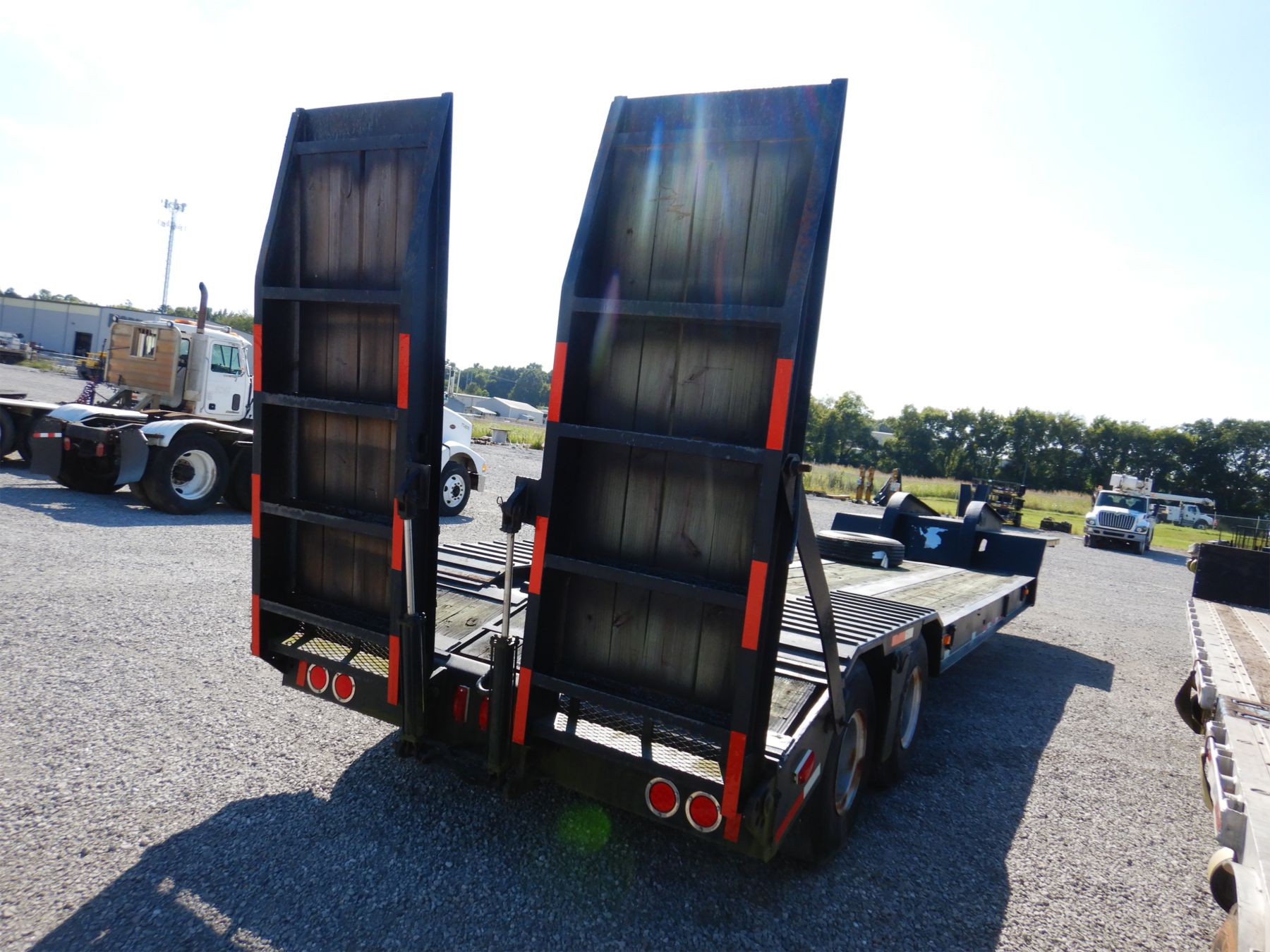 PHELAN Lowboy Trailer