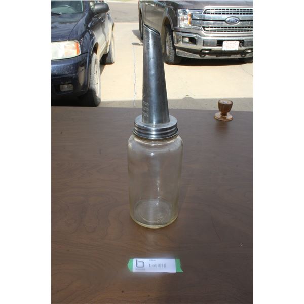 Oil Bottle & Spout - ECD Service Station