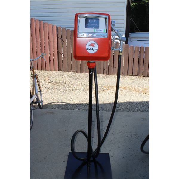 Mobilgas fuel pump