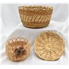 Image 2 : 3 Native American Baskets