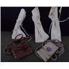 Image 4 : 9 Native American Leather Neck Pouches