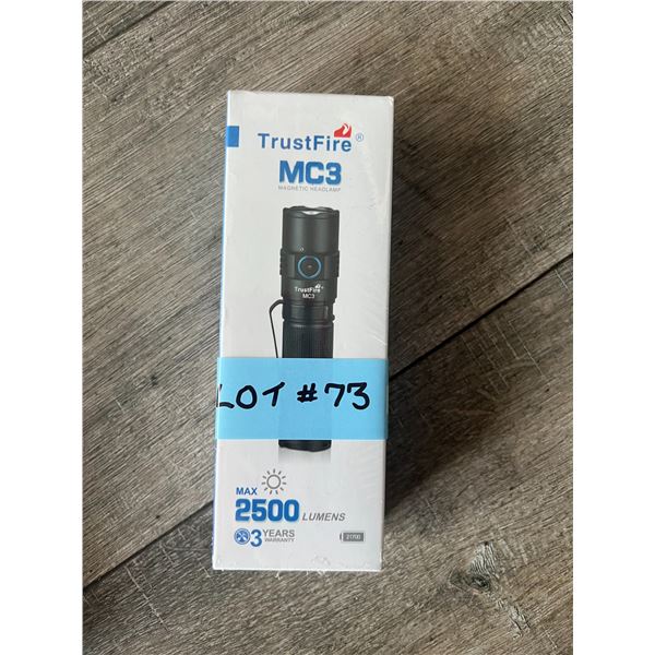 *NEW* Lot Of 1 Trustfire MC3 2500LUMEN Torch Light