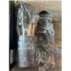 Image 1 : *NEW* Lot Of 1 Silicone Kitchen Utensils Set - Gray