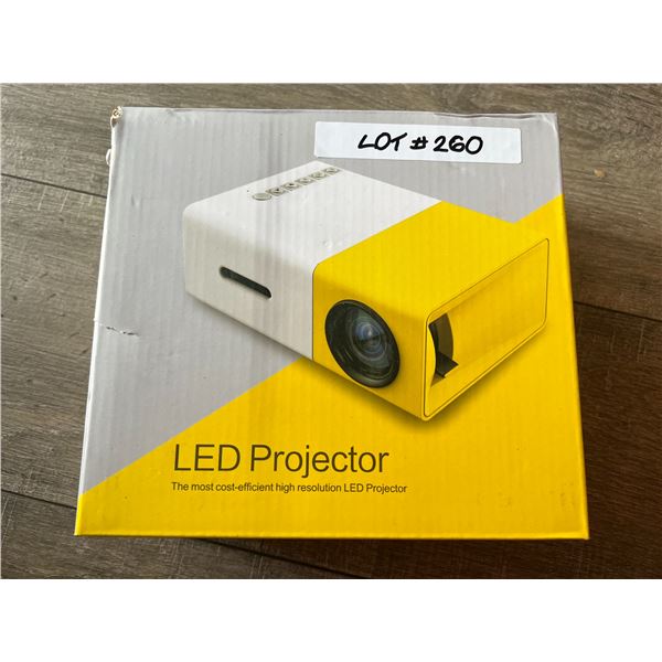 *NEW* Lot Of 1 High Resolution LED Projector