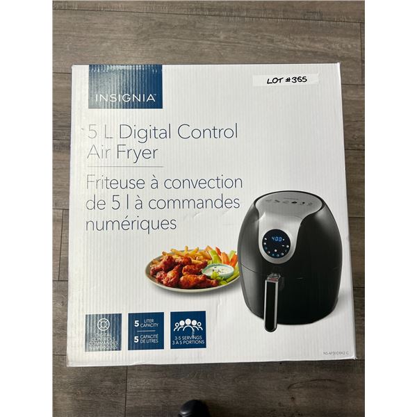 *NEW* Lot Of 1 Insignia 5L Digital Air Fryer - Open Box