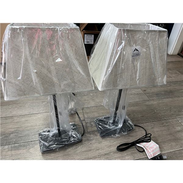 *NEW* Lot Of 2 Bedside/Office Lamps