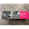 Image 1 : *NEW* Lot Of 1 Hair Sensation Pro - One Step Hair Dryer & Styler