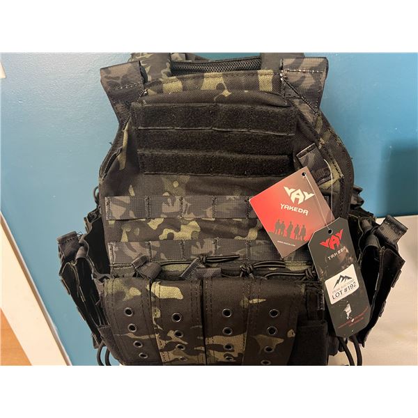 *NEW* Lot Of 1 Yakeda Tactical/Security Camo Vest