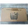 Image 2 : *NEW* Lot of 1 Children's Gardening Set