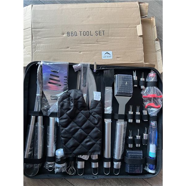 *NEW* Lot of 1 BBQ Tool Set