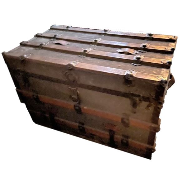 Steamer Trunk - PICK UP ONLY