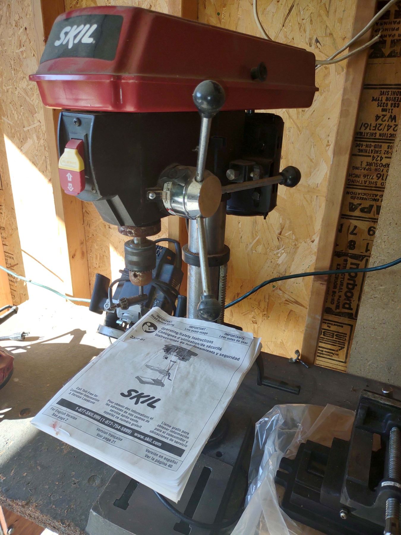 SKIL BENCH DRILL PRESS, LIKE NEW