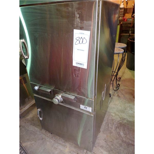 STAINLESS STEEL M PROFESSIONAL PROPANE BBQ SMOKER, CONDITION VERY GOOD, OVER $2,500.00 NEW)