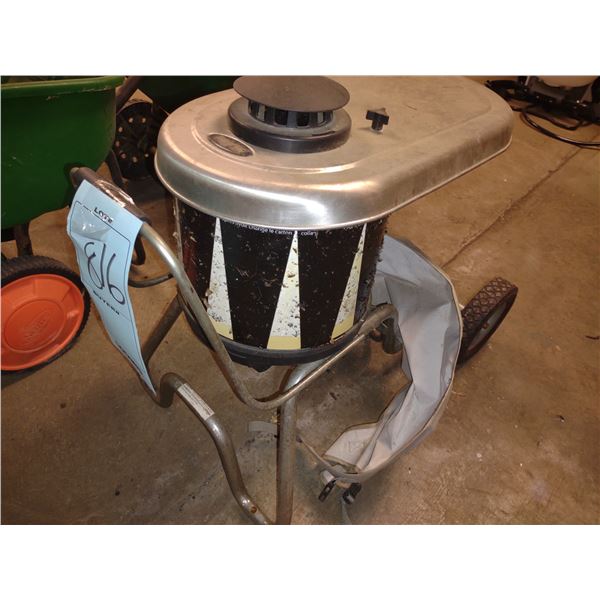 SKEETERVAC MACHINE "THE MOSQUITO EXTERMINATOR" - APPROX. $500.00 NEW