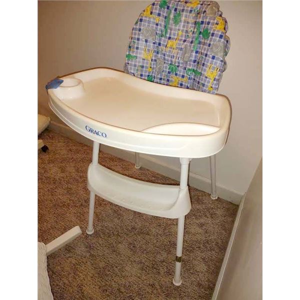 GRACO HIGH CHAIR, IN VERY GOOD CONDITION