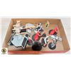 Image 1 : STAR WARS SHIPS AND ACTION FIGURES