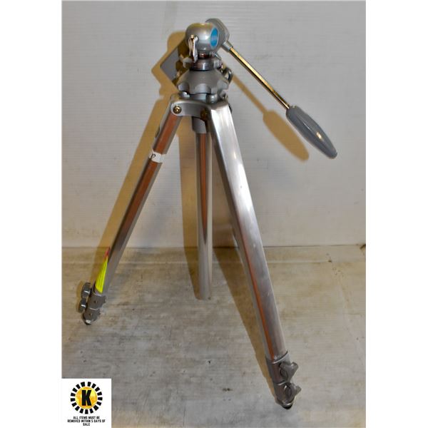 VINTAGE ADJUSTABLE CAMERA TRIPOD MADE IN JAPAN