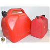 Image 1 : 2 JERRY CANS