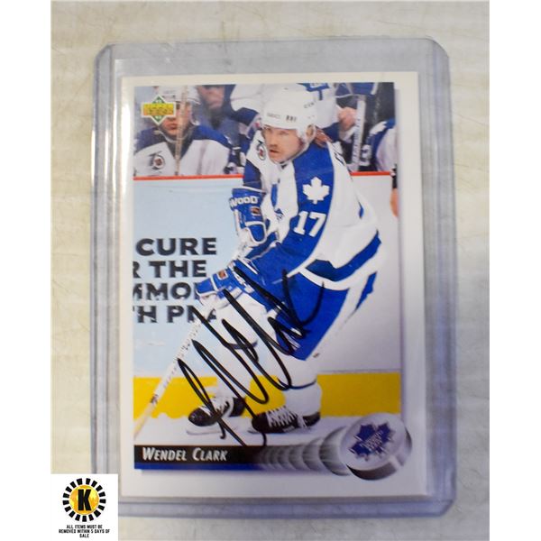 WENDEL CLARK AUTOGRAPHED TORONTO MAPLE LEAFS CARD