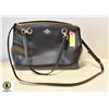 Image 1 : BLACK LEATHER COACH HANDBAG
