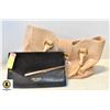 Image 1 : IVANKA TRUMP HANDBAG JIMMY CHOO COSMETIC BAG